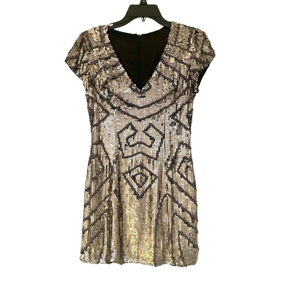 New PARKER NWOT Serena V-Neck Mini Sequins Beaded Geometric Silk Dress - Picture 1 of 4